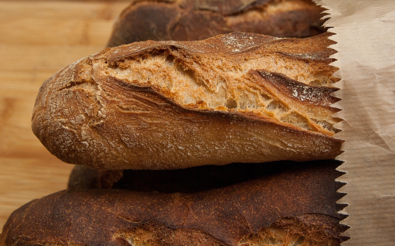 boulangerie-LE BOURGUET-min_dish-food-baking-cuisine-bread-bakery-399077-pxhere.com